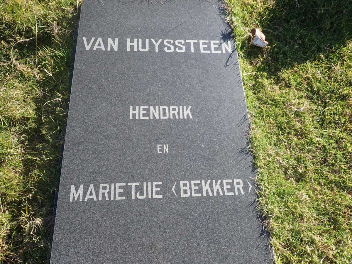 HUYSSTEEN Hendrik, van & Marietjie BEKKER