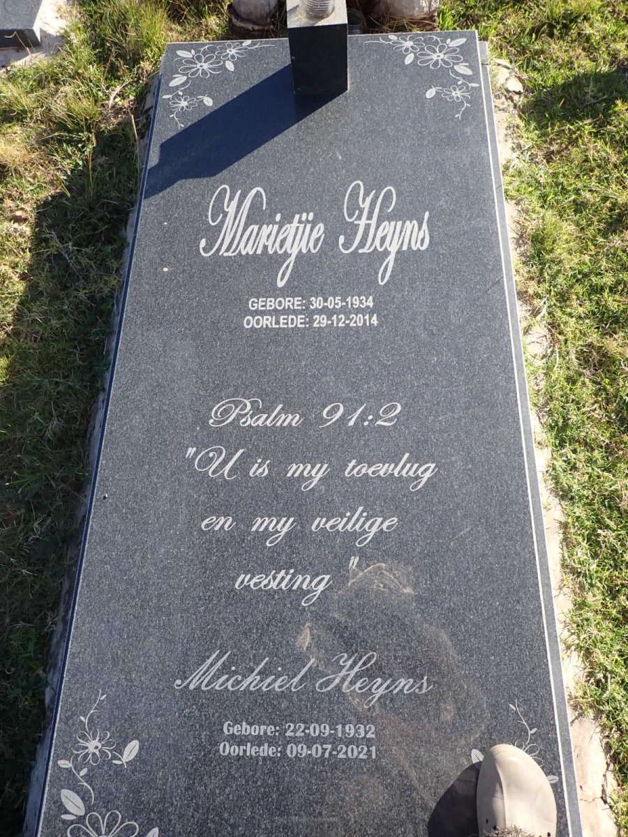 HEYNS Michiel 1932-2021 & Marietjie 1934-2014_2