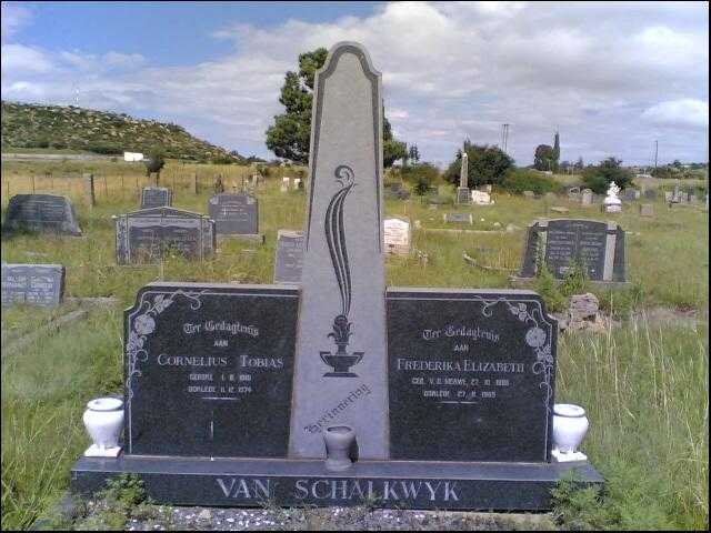 SCHALKWYK Cornelius Tobias, van 1881-1974  &amp; Frederika Elizabeth V.D. MERWE 1888-1969 _1