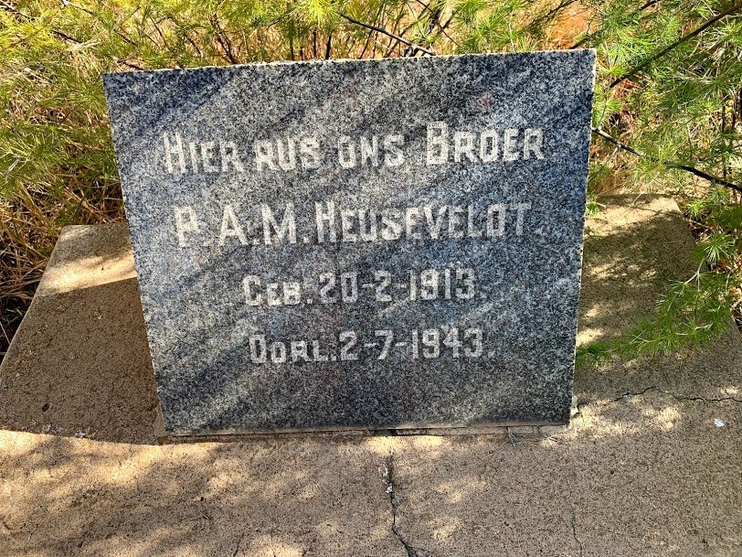 HEUSEVELDT P.A.M. 1913-1943