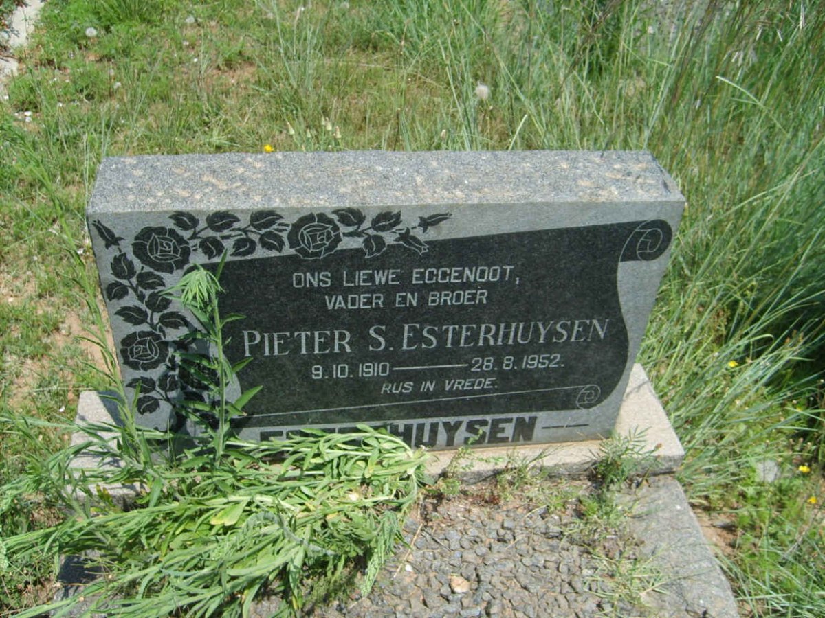 ESTERHUYSEN Pieter S. 1910-1952