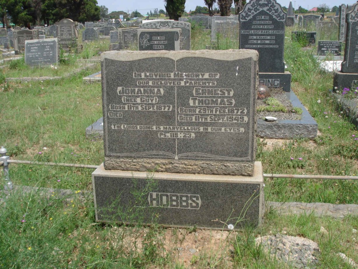 HOBBS Ernest Thomas 1872-1949 &amp; Johanna GUY 1877-