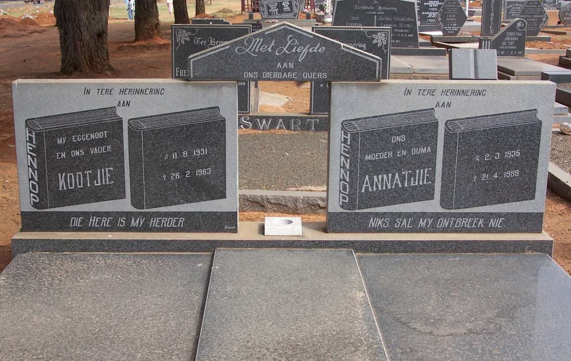 HENNOP Kootjie 1931-1983 &amp; Annatjie 1935-1989