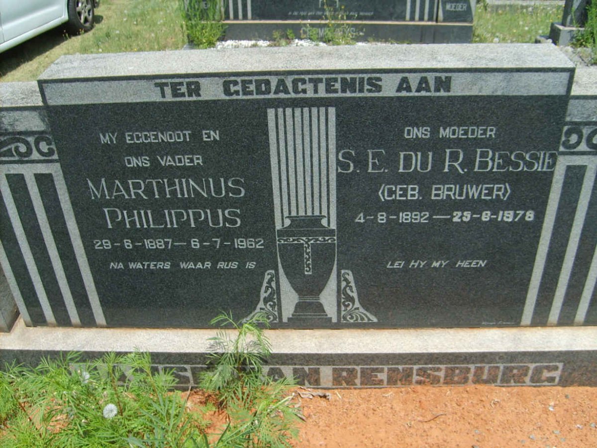 RENSBURG Marthinus Philippus, Janse van 1887-1962 &amp; S.E. du R. BRUWER 1892-1978
