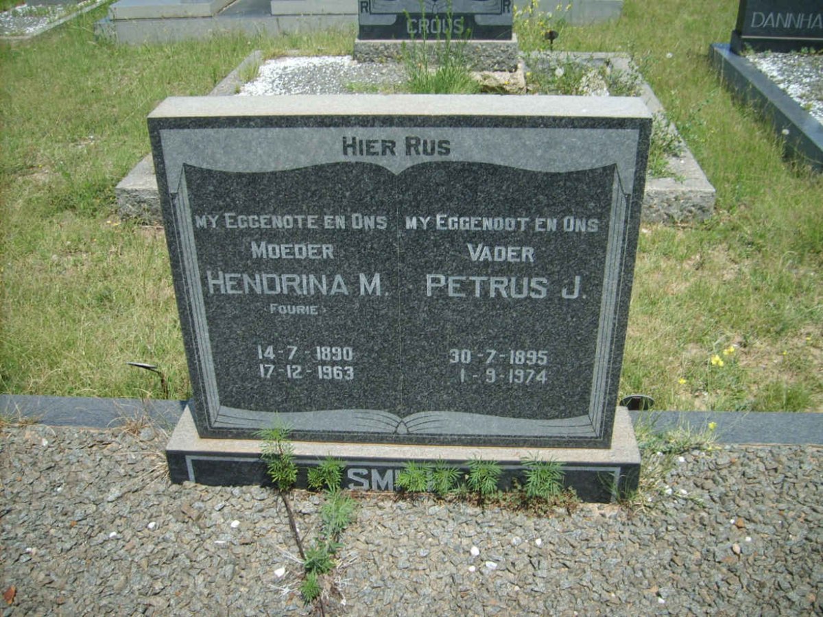 SMIT Petrus J. 1895-1974 &amp; Hendrina M. FOURIE 1890-1963