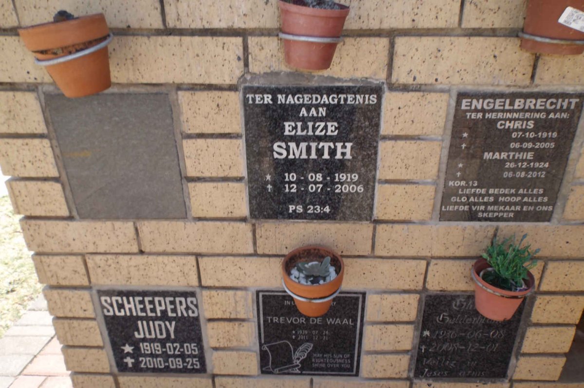 SMITH Elize 1919-2006