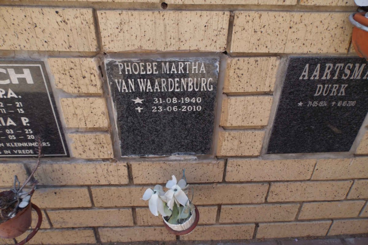 WAARDENBURG Phoebe Martha, van 1940-2010