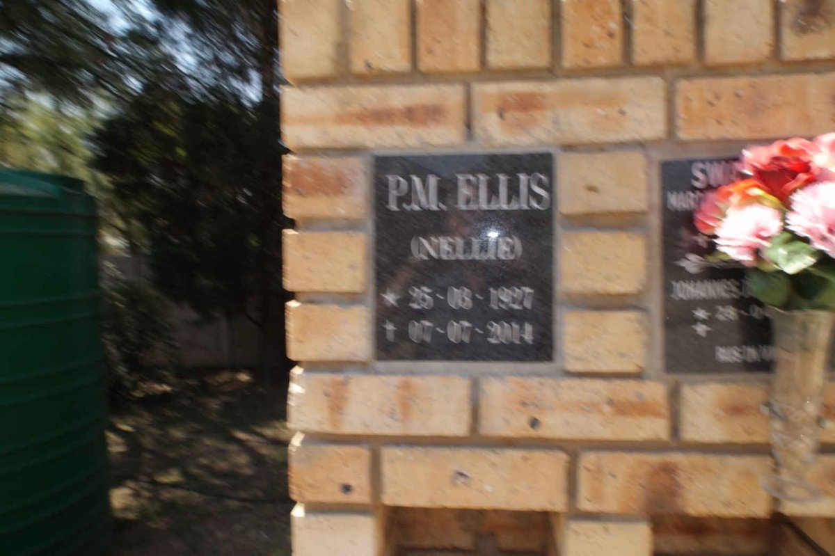 ELLIS P.M. 1927-2014