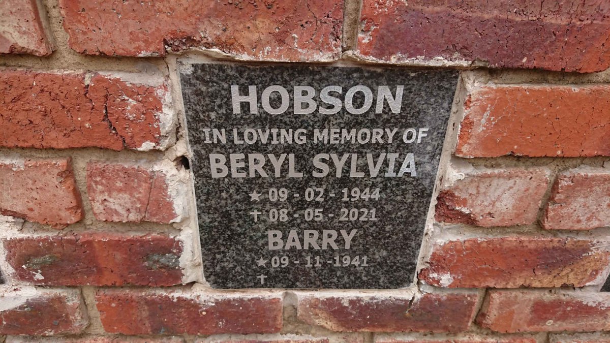 HOBSON Barry 1941- & Beryl Sylvia 1944-2021