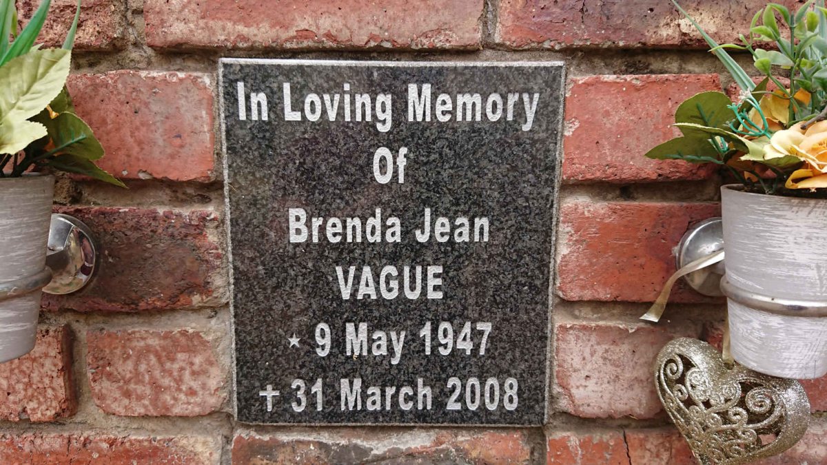 VAGUE Brenda Jean 1947-2008