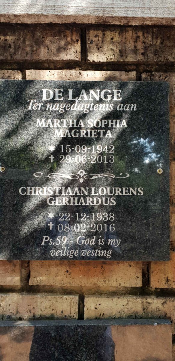 LANGE Christiaan Lourens Gerhardus, de 1938-2016 &amp; Martha Sophia Magrieta 1942-2013