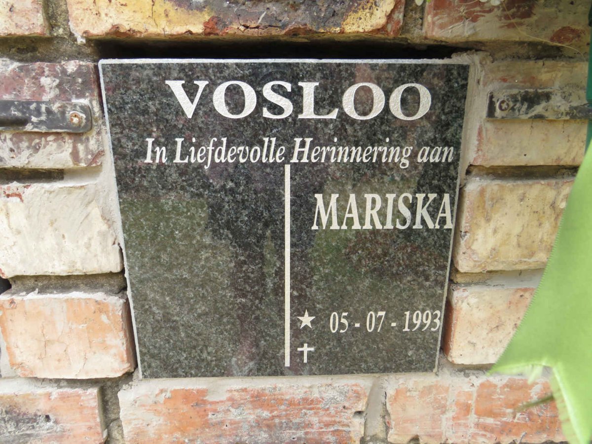 VOSLOO Mariska 1993-