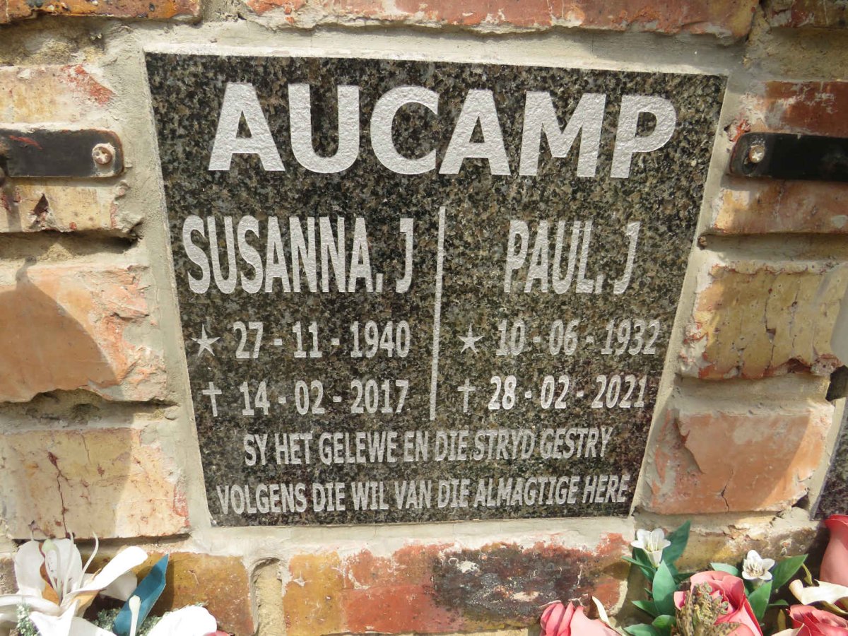 AUCAMP Paul J. 1932-2021 & Susanna J. 1940-2017