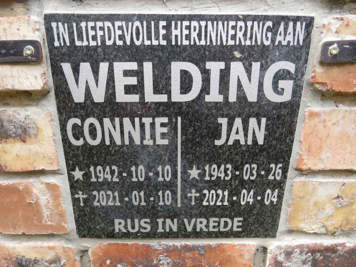 WELDING Jan 1943-2021 & Connie 1942-2021