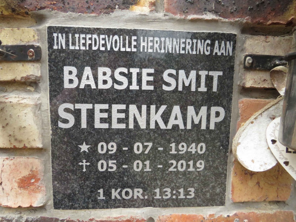 STEENKAMP Babsie Smit 1940-2019