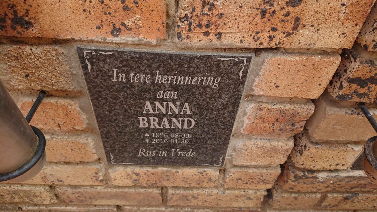 BRAND Anna 1926-2016