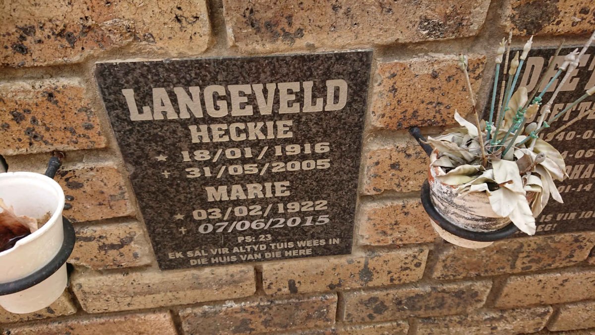 LANGEVELD Heckie 1916-2005 & Marie 19222-2015