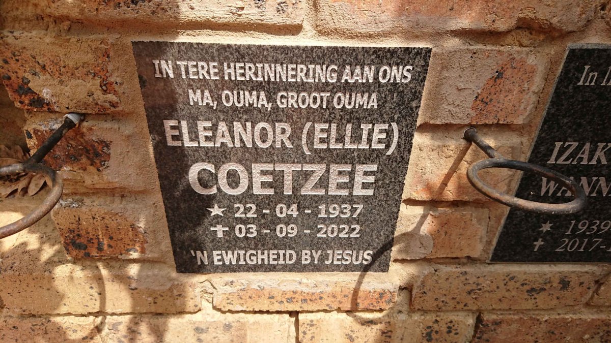 COETZEE Eleanor 1937-2022