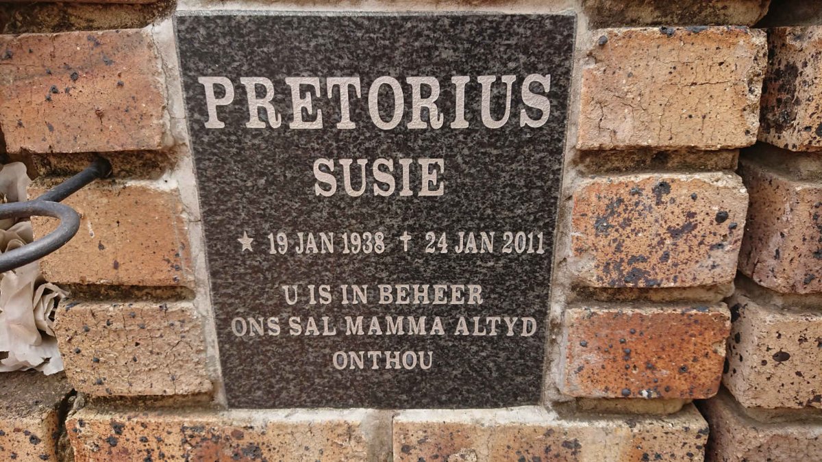 PRETORIUS Susie 1938-2011
