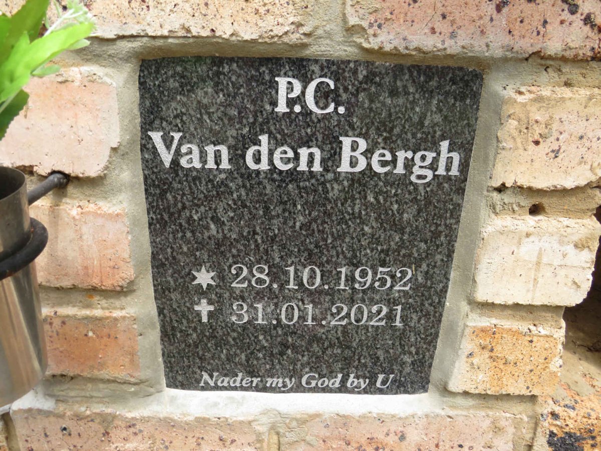 BERGH P.C., van den 1952-2021