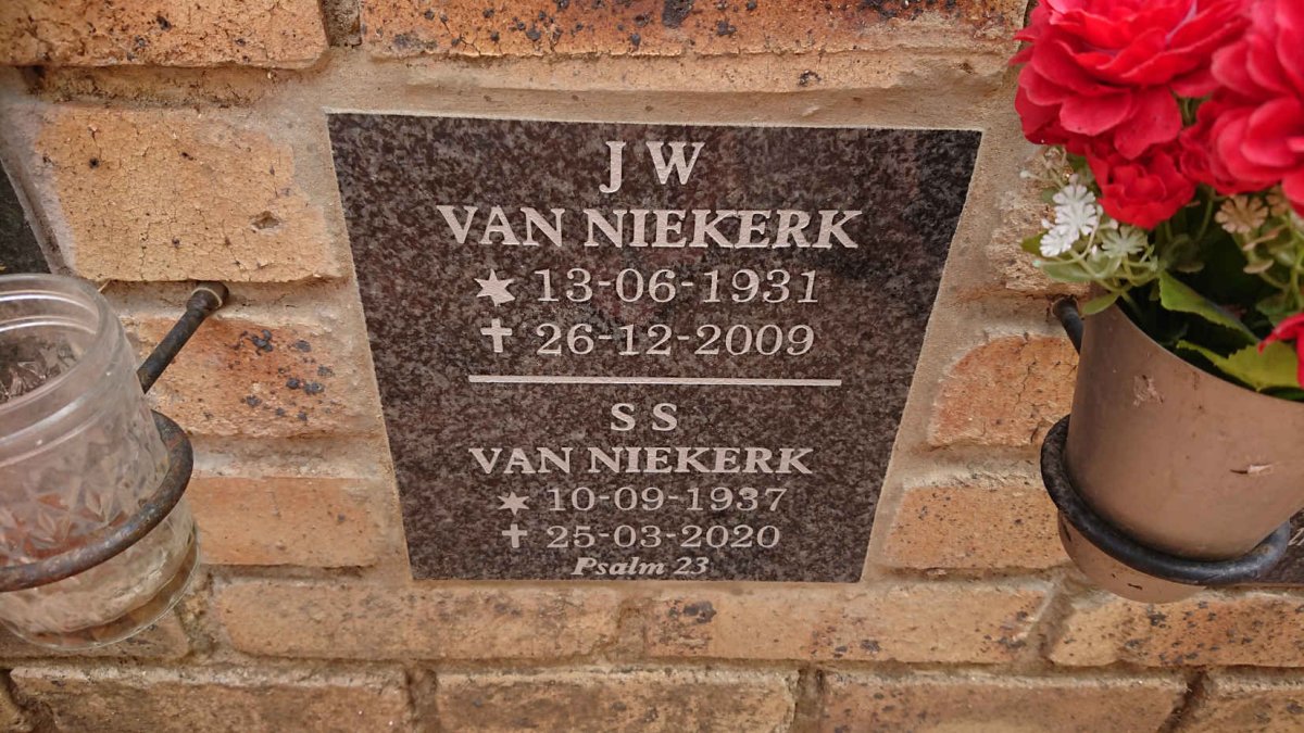 NIEKERK J.W., van 1931-2009 & S.S. 1937-2020