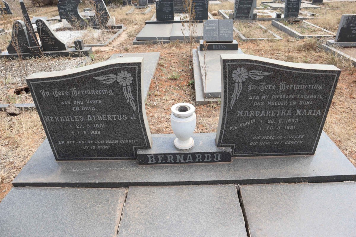 BERNARDO Hercules Albertus J. 1901-1986 & Margaretha Maria BRUWER 1903-1981