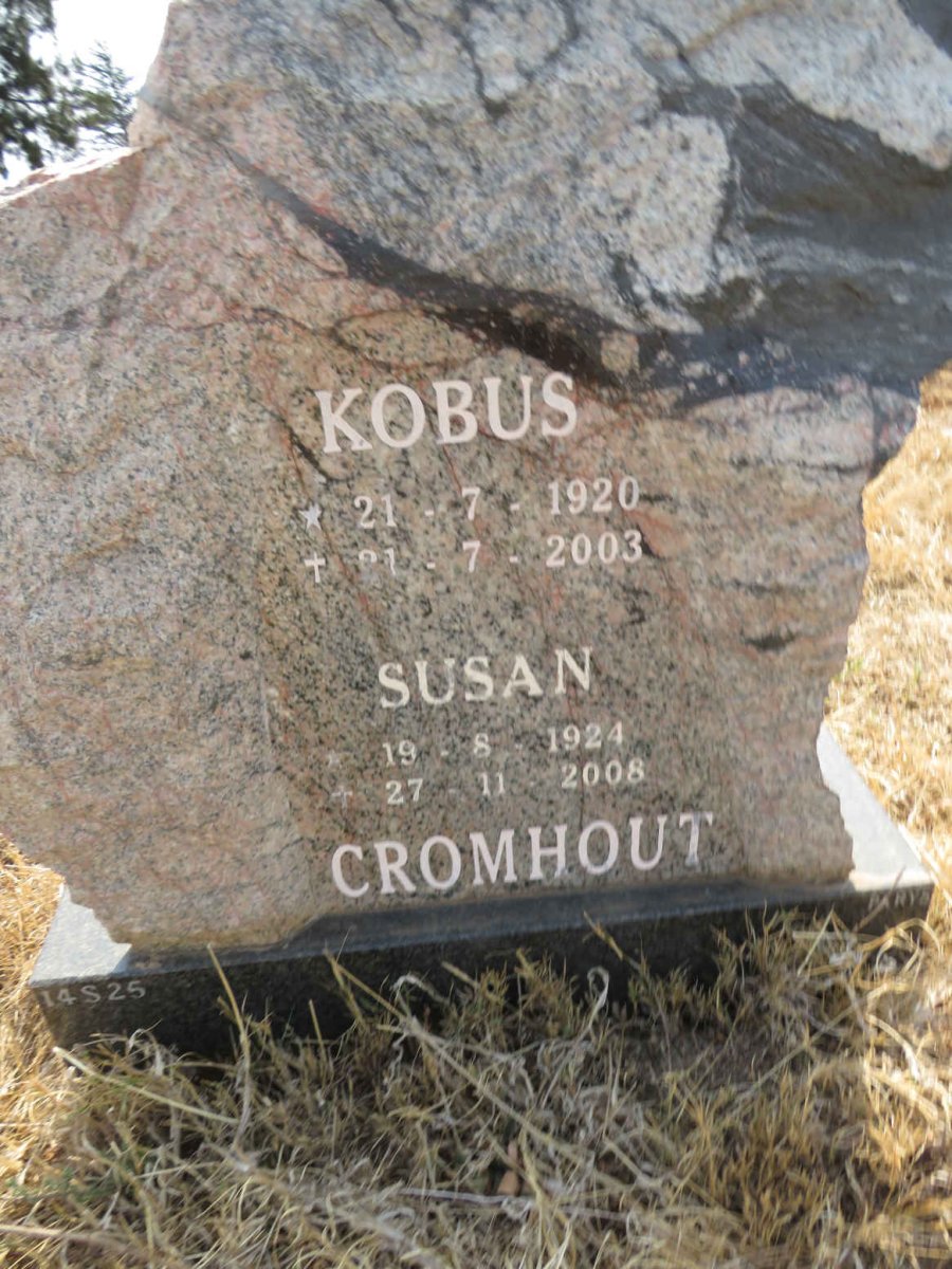 CROMHOUT Kobus 1920-2003 & Susan 1924-2008