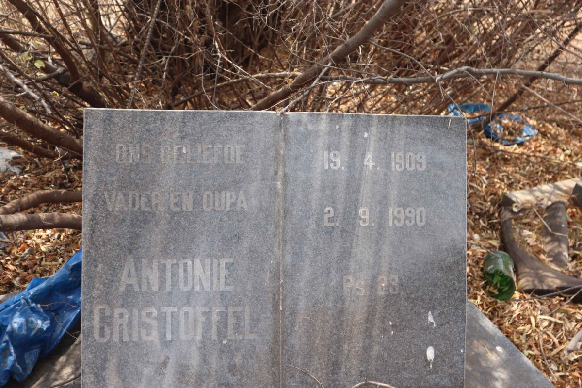 GOOSEN Antonie Christoffel 1909-1990 & Maria M. FOUCHE 1914-1981 _2