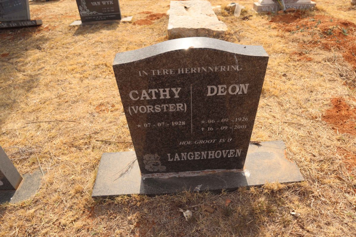 LANGENHOVEN Deon 1926-2001 & Cathy VORSTER 1928-