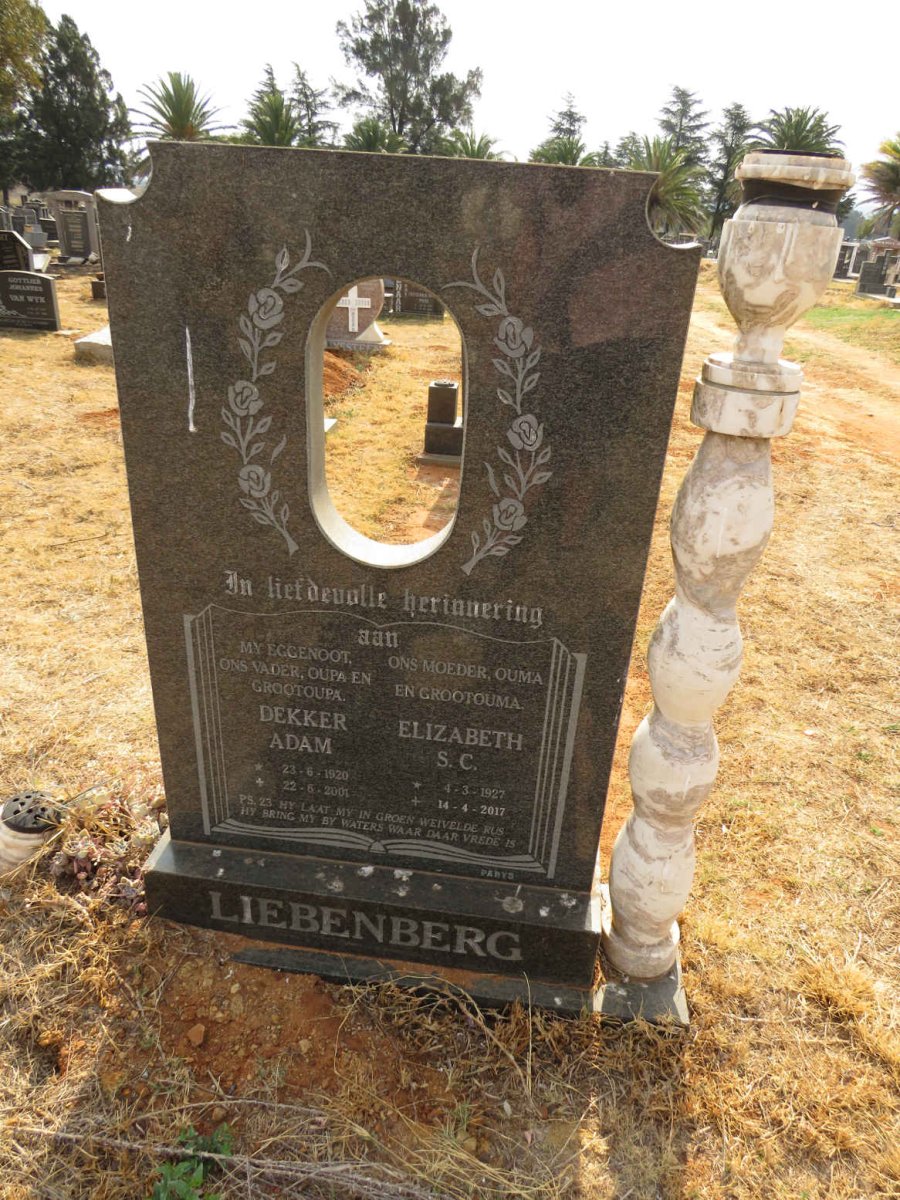LIEBENBERG Dekker Adam 1920-2001 & Elizabeth C.S. 1927-2017_1 