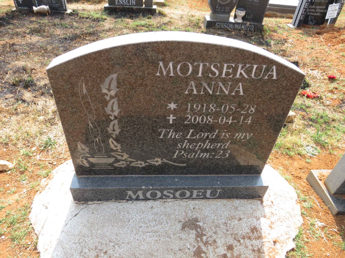 MOSOEU Motsekua Anna 1918-2008