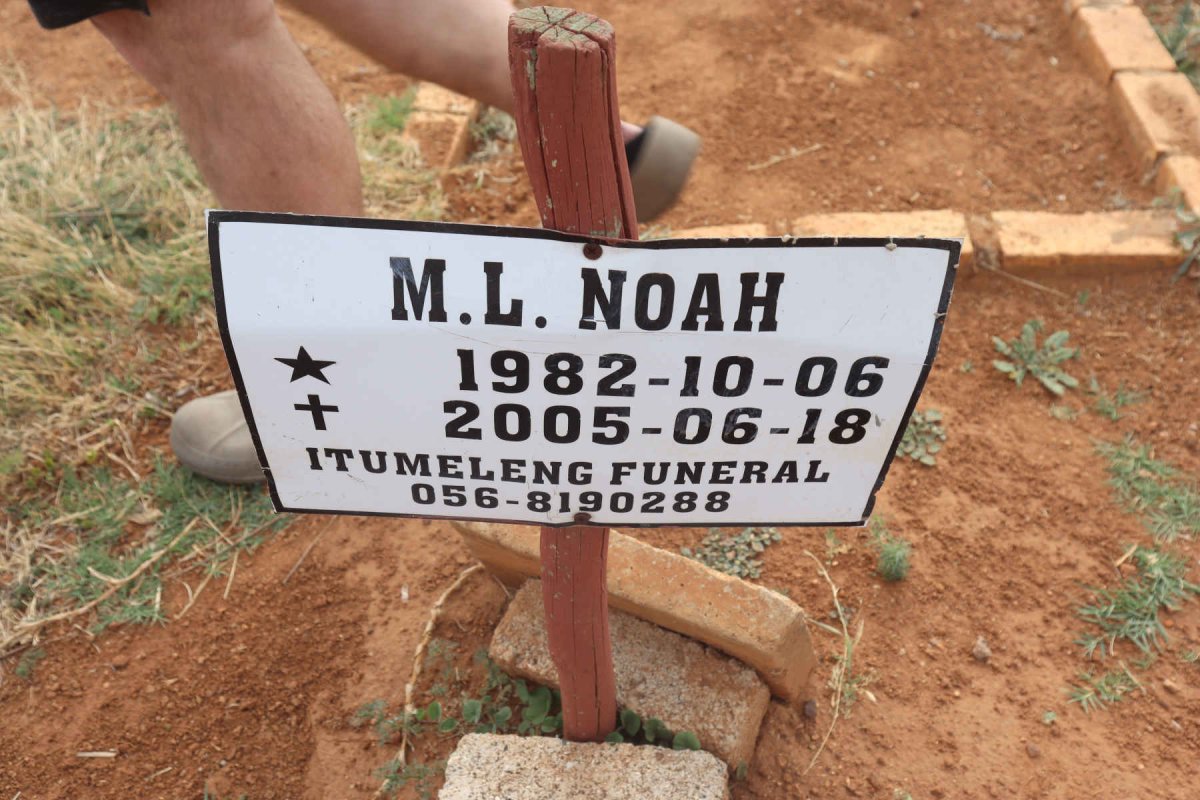 NOAH M.L. 1982-2005