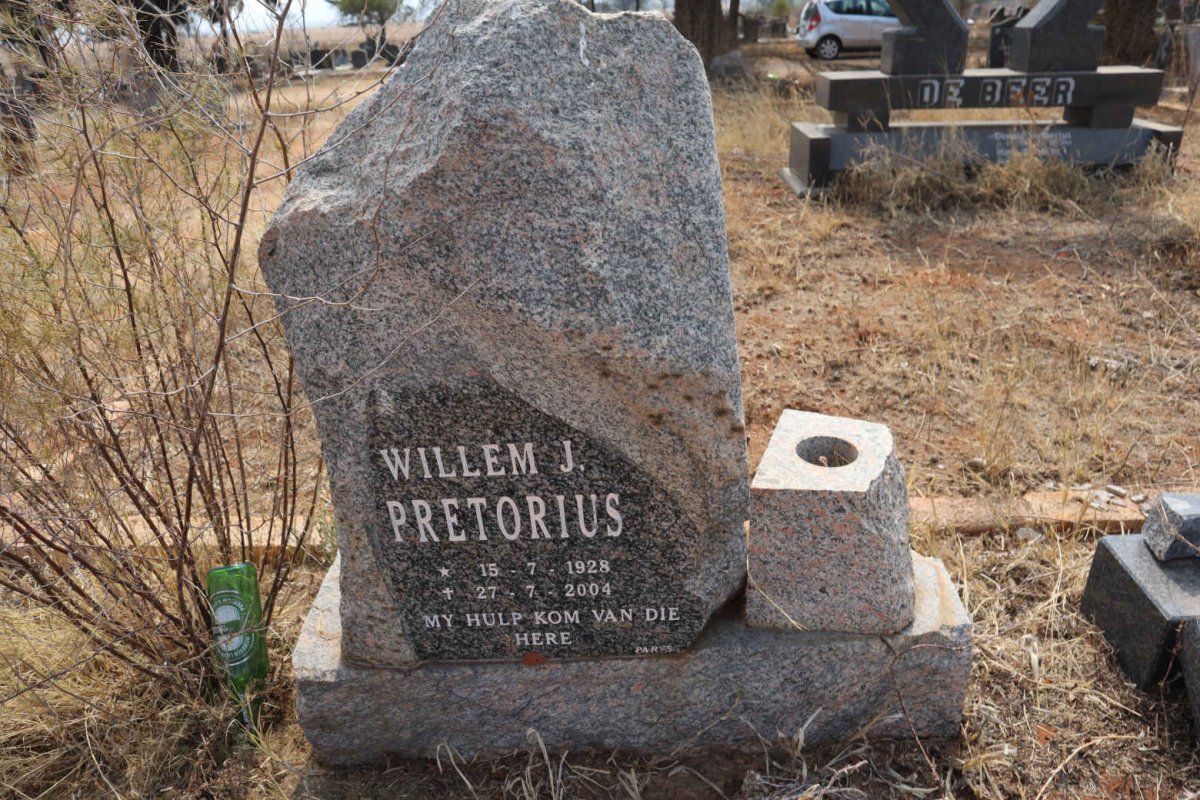 PRETORIUS Willem J. 1928-2004