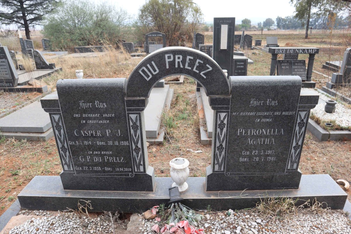PREEZ Casper P.J., du 1914-1986 & Petronella Agatha 1917-1981 :: DU PREEZ G.P. 1959-2010 