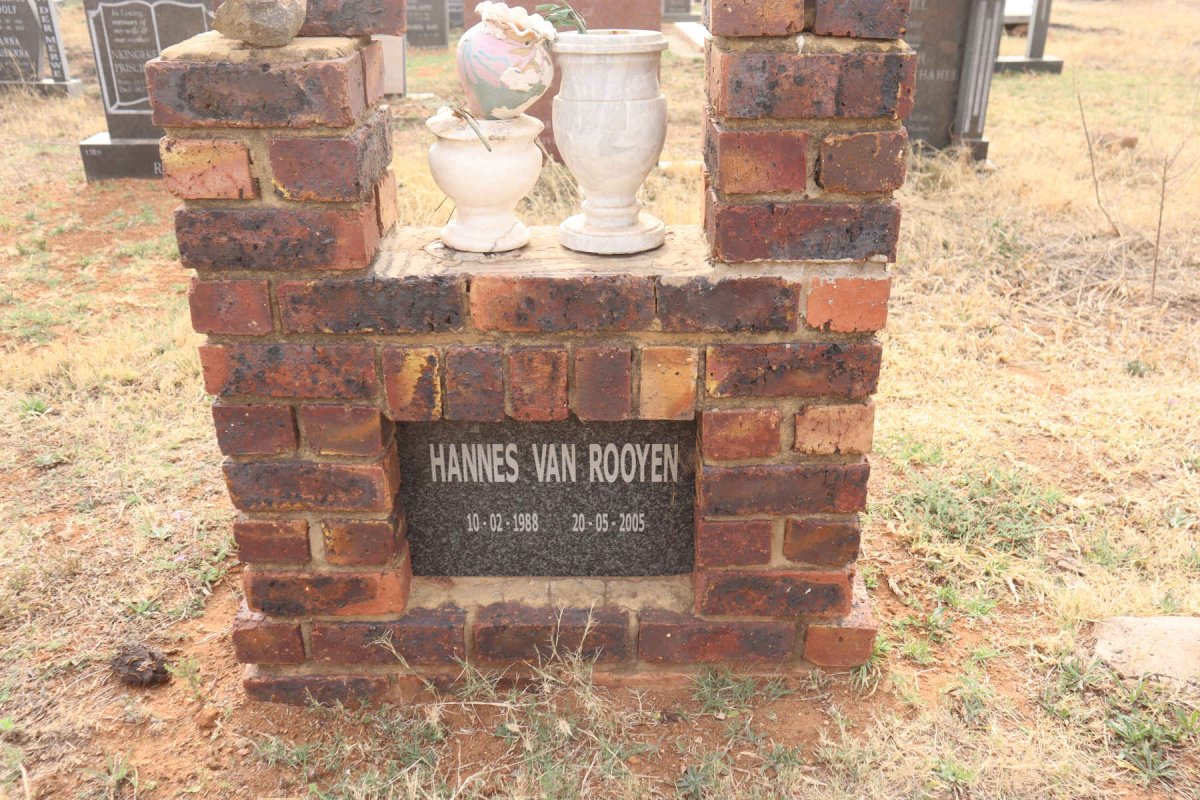 ROOYEN Hannes, van 1988-2005