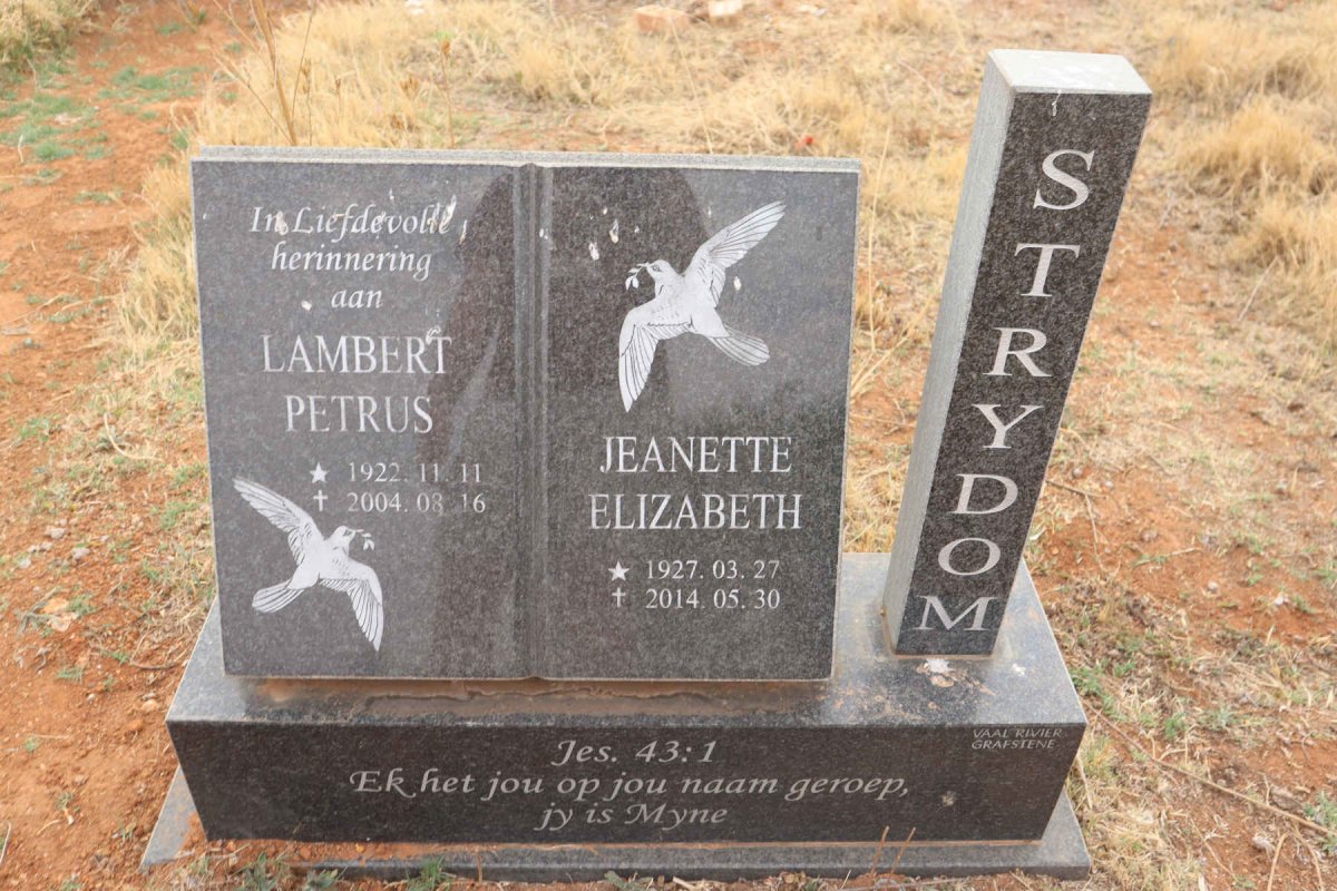 STRYDOM Lambert Petrus 1922-2004 & Jeanette Elizabeth 1927-2014