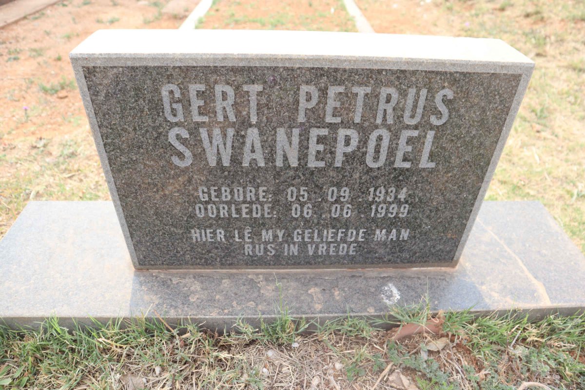 SWANEPOEL Gert Petrus 1934-1999