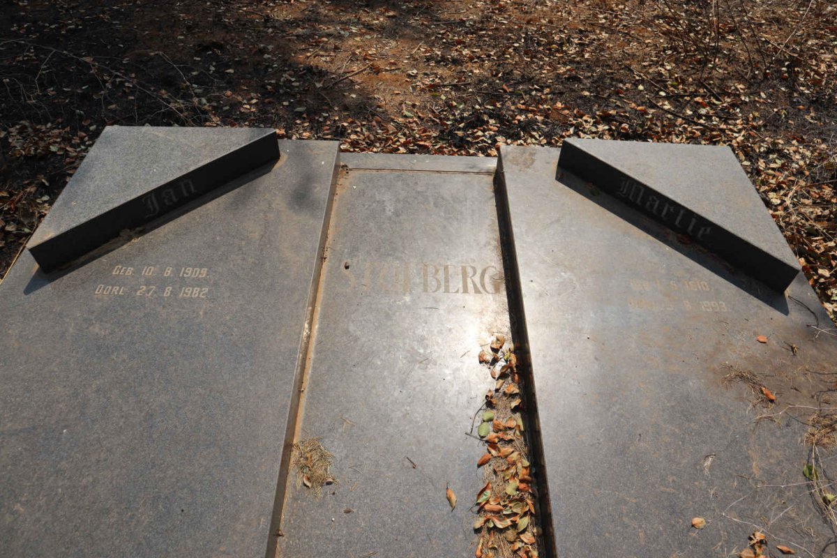 STOFBERG Jan 1909-1982 & Martie 1910-1993 _1