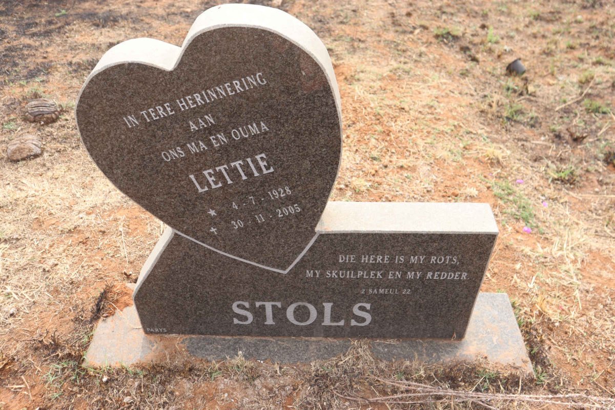 STOLS Lettie 1928-2005