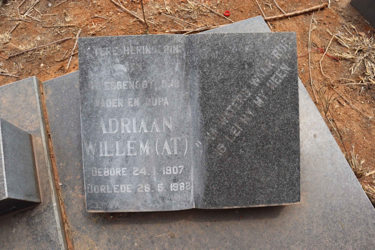 VISAGIE Adriaan Willem 1907-1982 & Hester C.M. 1909-1987 _3