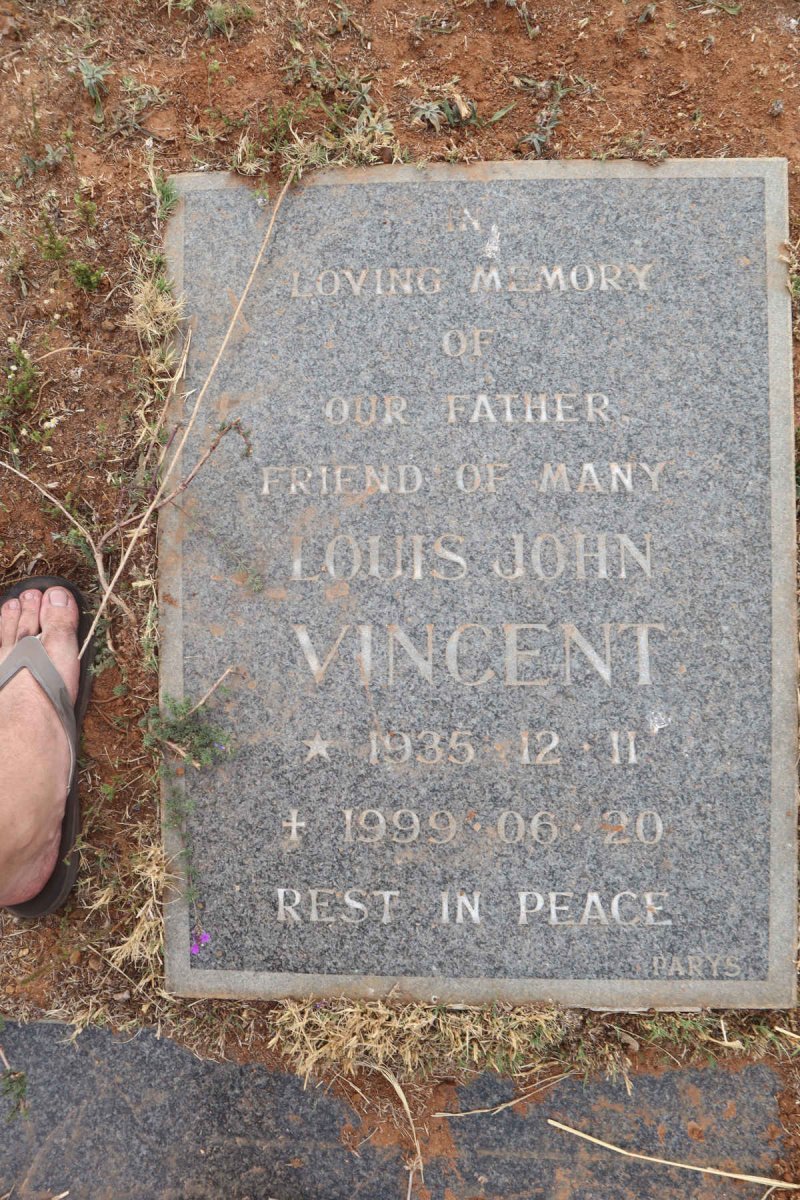 VINCENT Louis John 1935-1999
