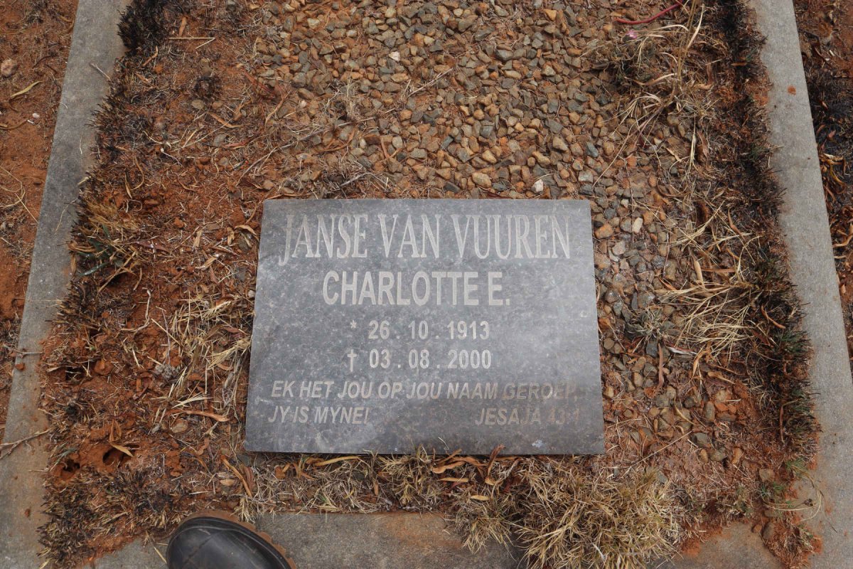 VUUREN Christoffel Johannes, Janse van 1903-1981 & Charlotte E. 1913-2000 _3