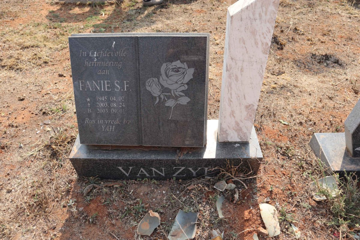 ZYL Fanie S.F., van 1945-2003