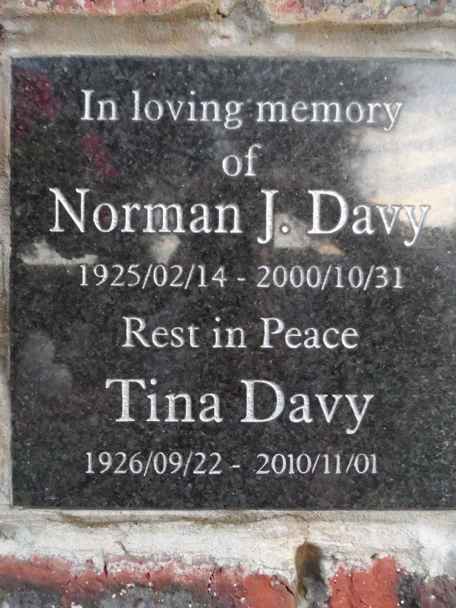 DAVY Norman J. 1925-2000 &amp; Tina 1926-2010
