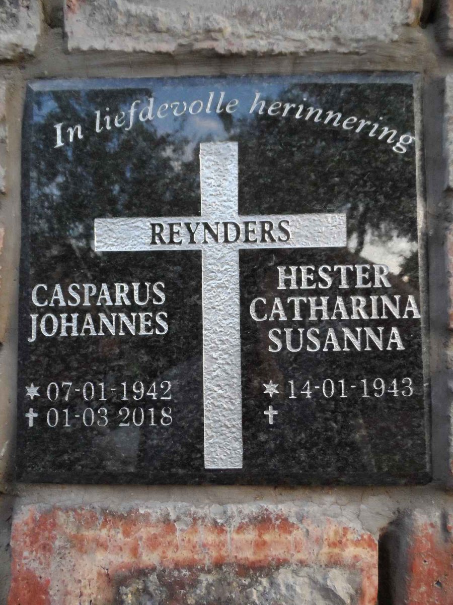 REYNDERS Casparus Johannes &amp; Hester Catharina Susanna 1943-