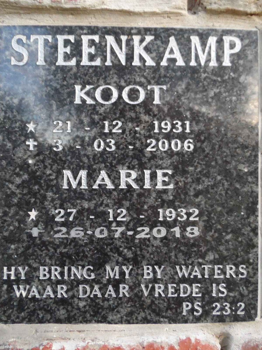 STEENKAMP Koot 1931-2006 &amp; Marie 1932-2018