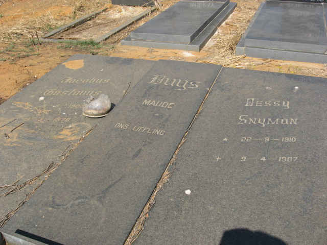 BUYS Maude :: SNYMAN Dessy 1910-1987 :: ?? Jacobus Gustavus 1903-1979 