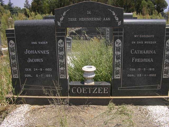 COETZEE Johannes Jacobus 1903-1991 &amp; Catharina Fredrika 1915-19?3