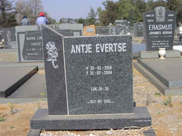 EVERTSE Antje 1919-2004