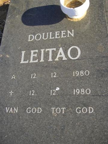 LEITAO Douleen 1980-1980